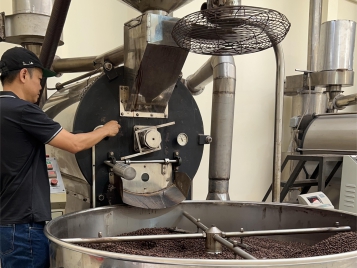 Bill & Ball Coffee-Tea, tôn trọng giá trị trên từng mẻ rang